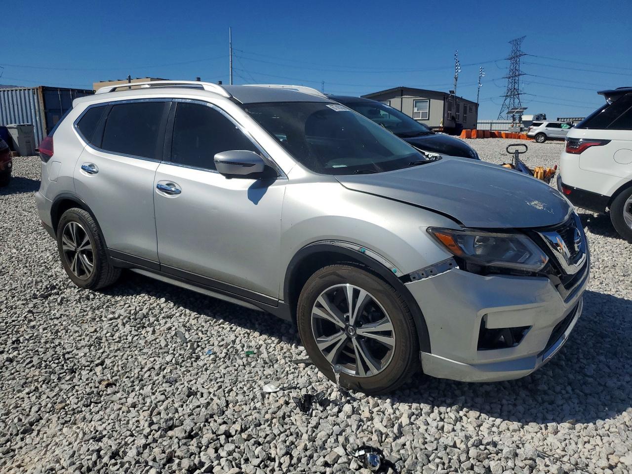 2019 Nissan Rogue Sv - Image 4