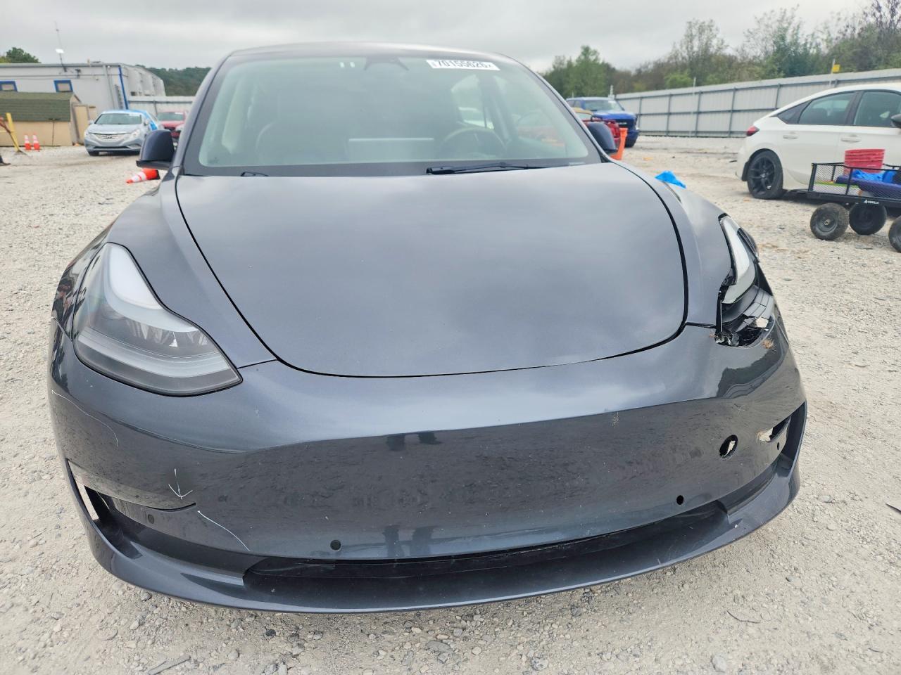 2023 Tesla Model 3 - Фото 5