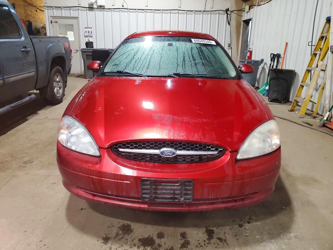 2001 Ford Taurus Se - Фото 5