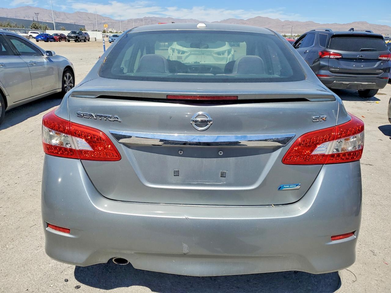 2013 Nissan Sentra S - Фото 6