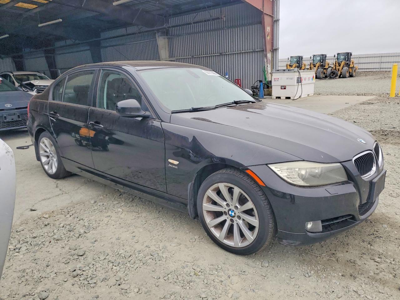 2011 BMW 328 Xi - Фото 4
