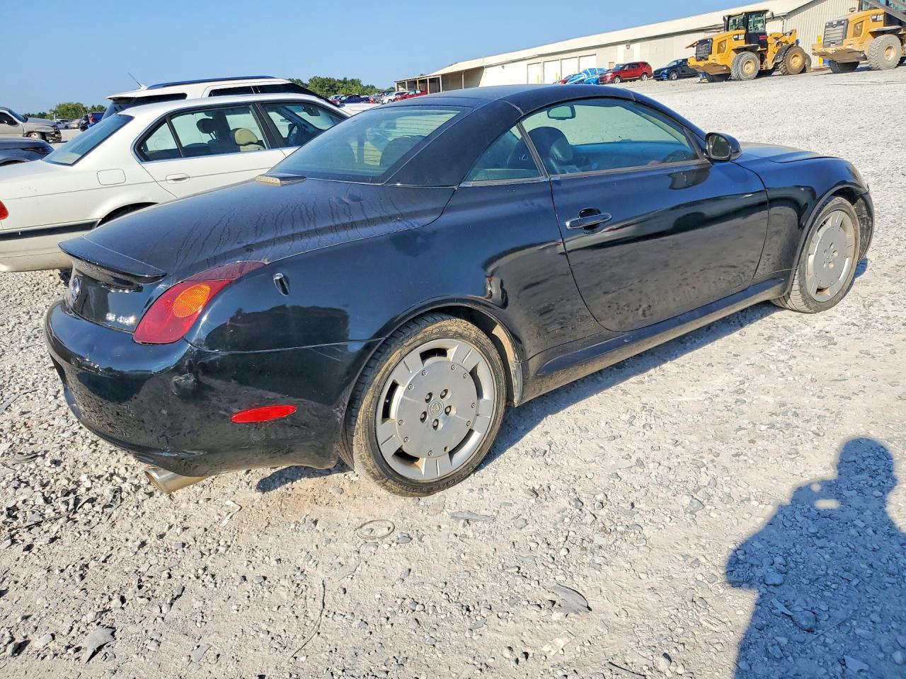 2002 Lexus Sc 430 - Image 3