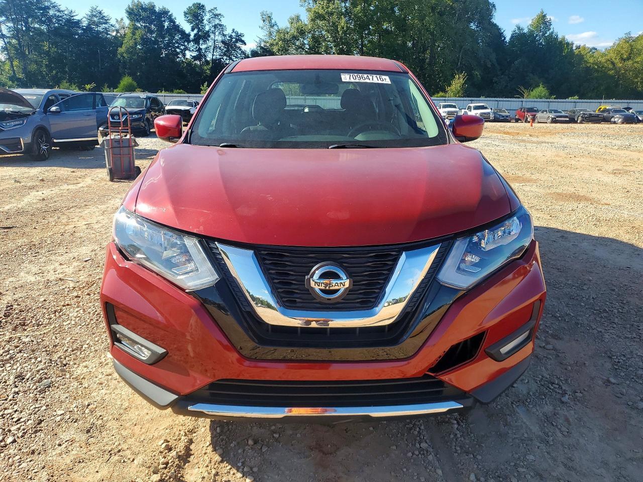 2017 Nissan Rogue S - Image 5