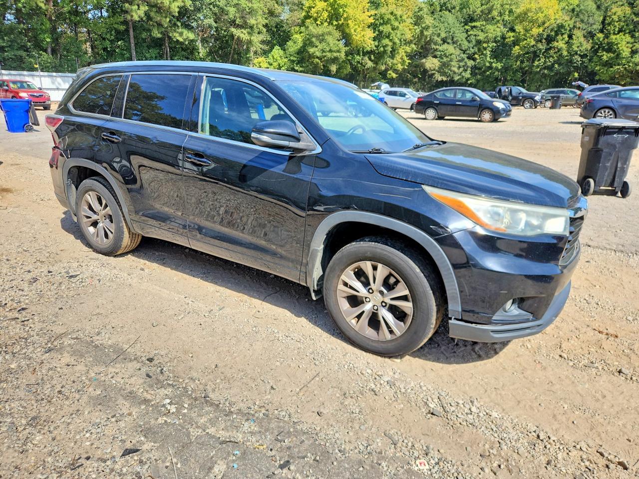 2015 Toyota Highlander Xle - Image 4