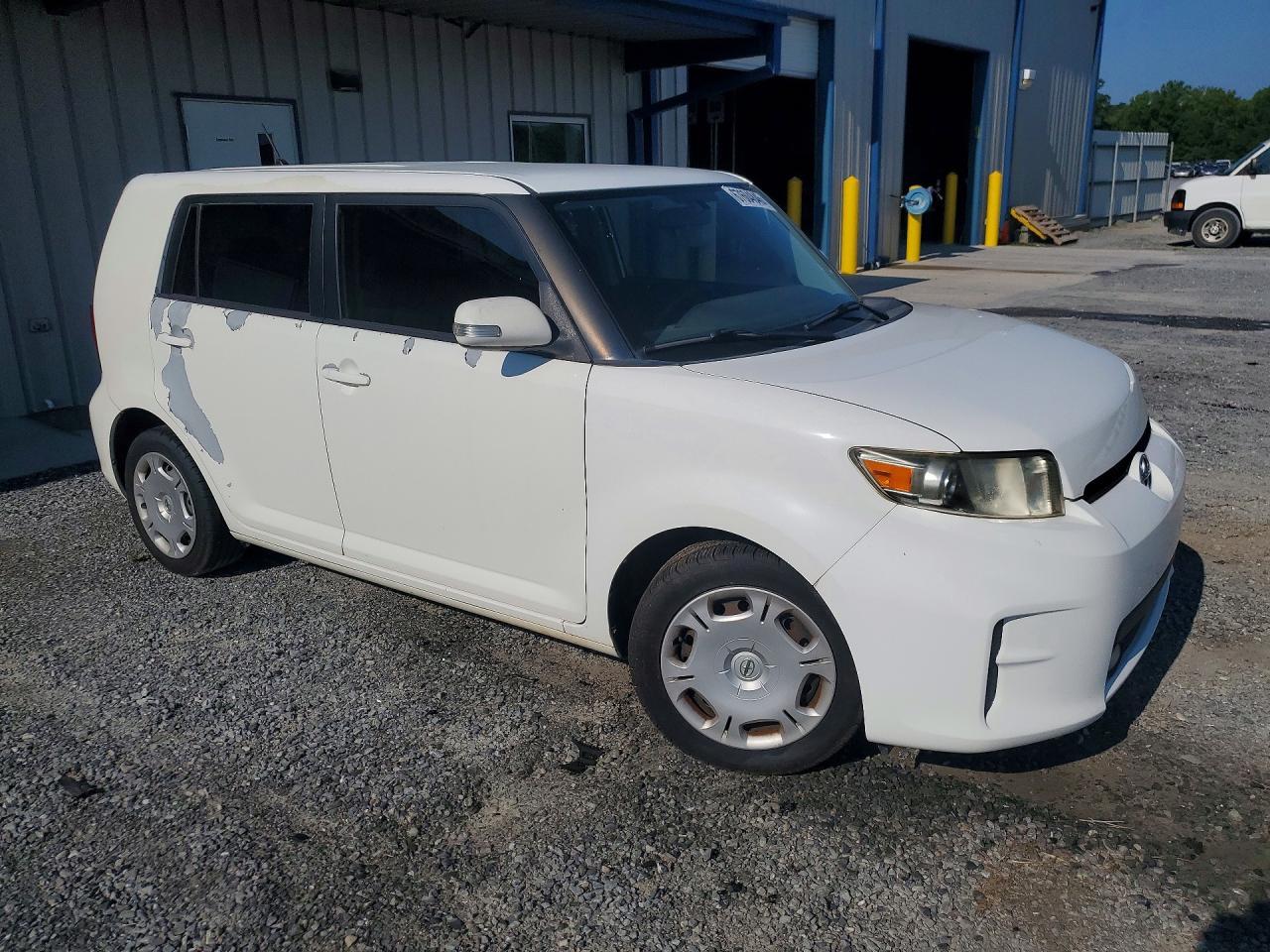 2012 Scion Xb Base - Фото 4