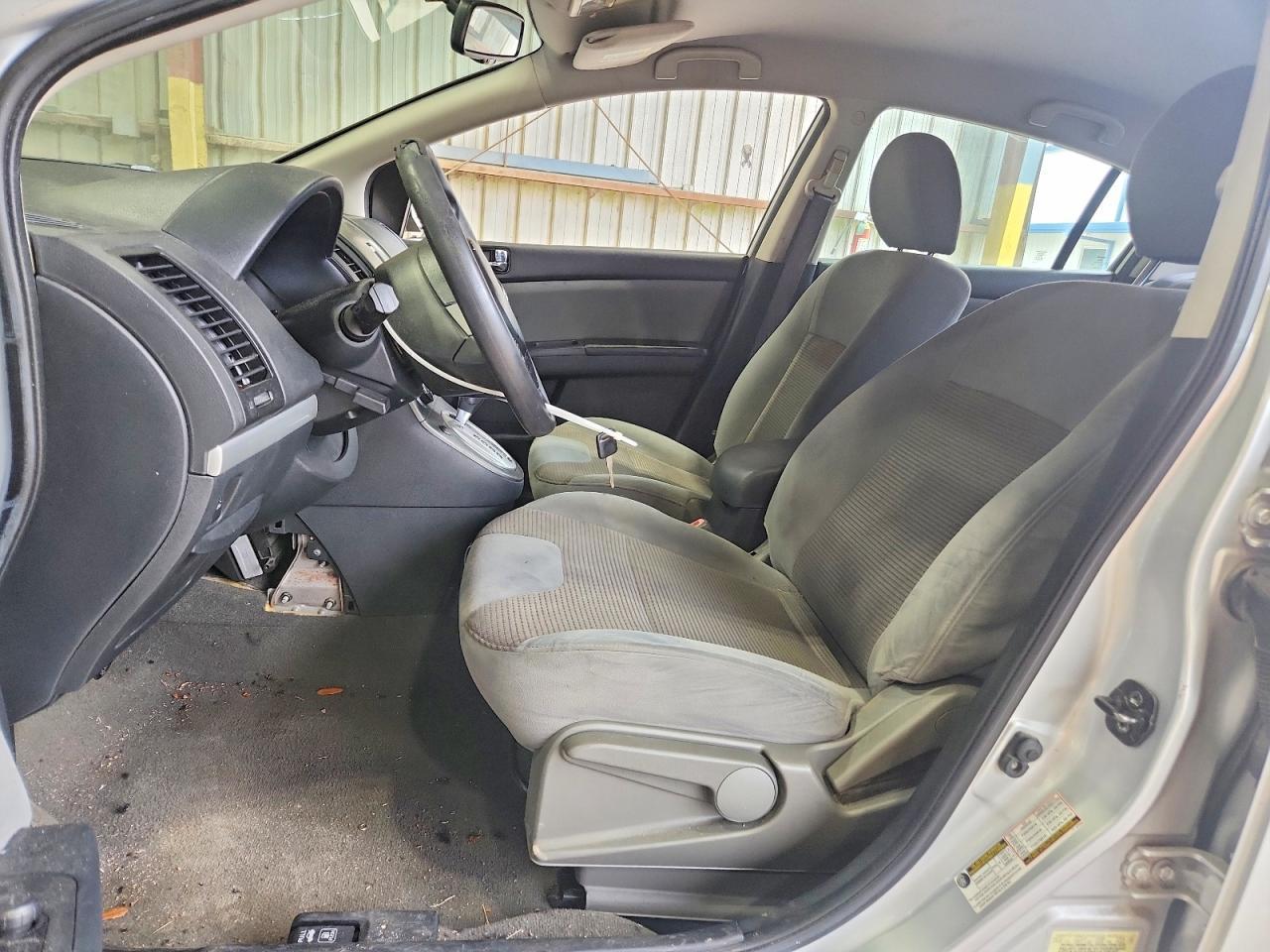 2011 Nissan Sentra 2.0 - Image 7