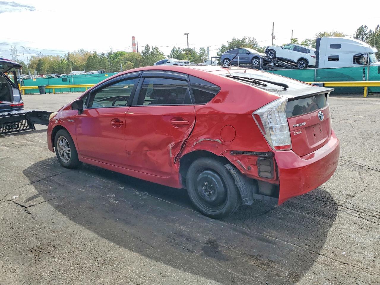 2011 Toyota Prius Two - Фото 2