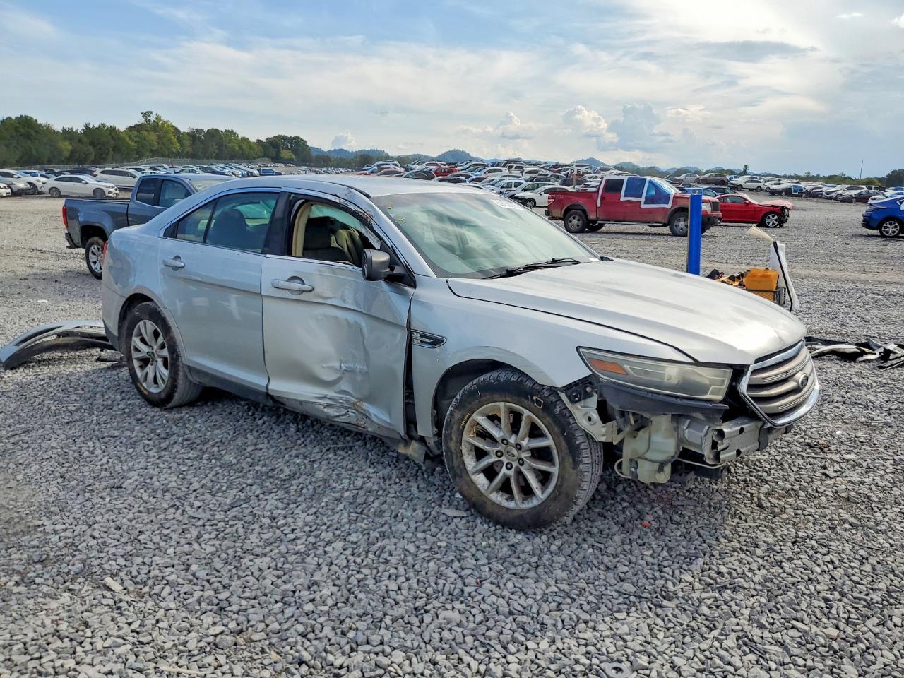 2014 Ford Taurus Se - Фото 4