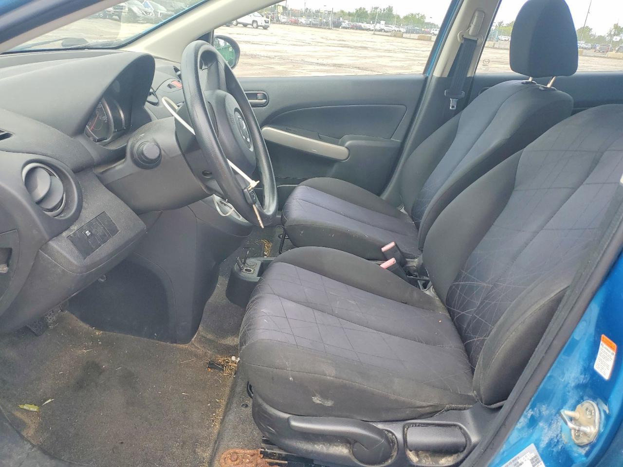 2011 Mazda Mazda2 - Image 7
