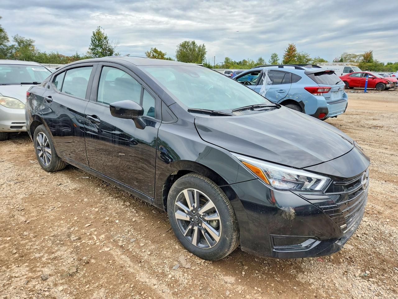 2025 Nissan Versa Sv - Image 4