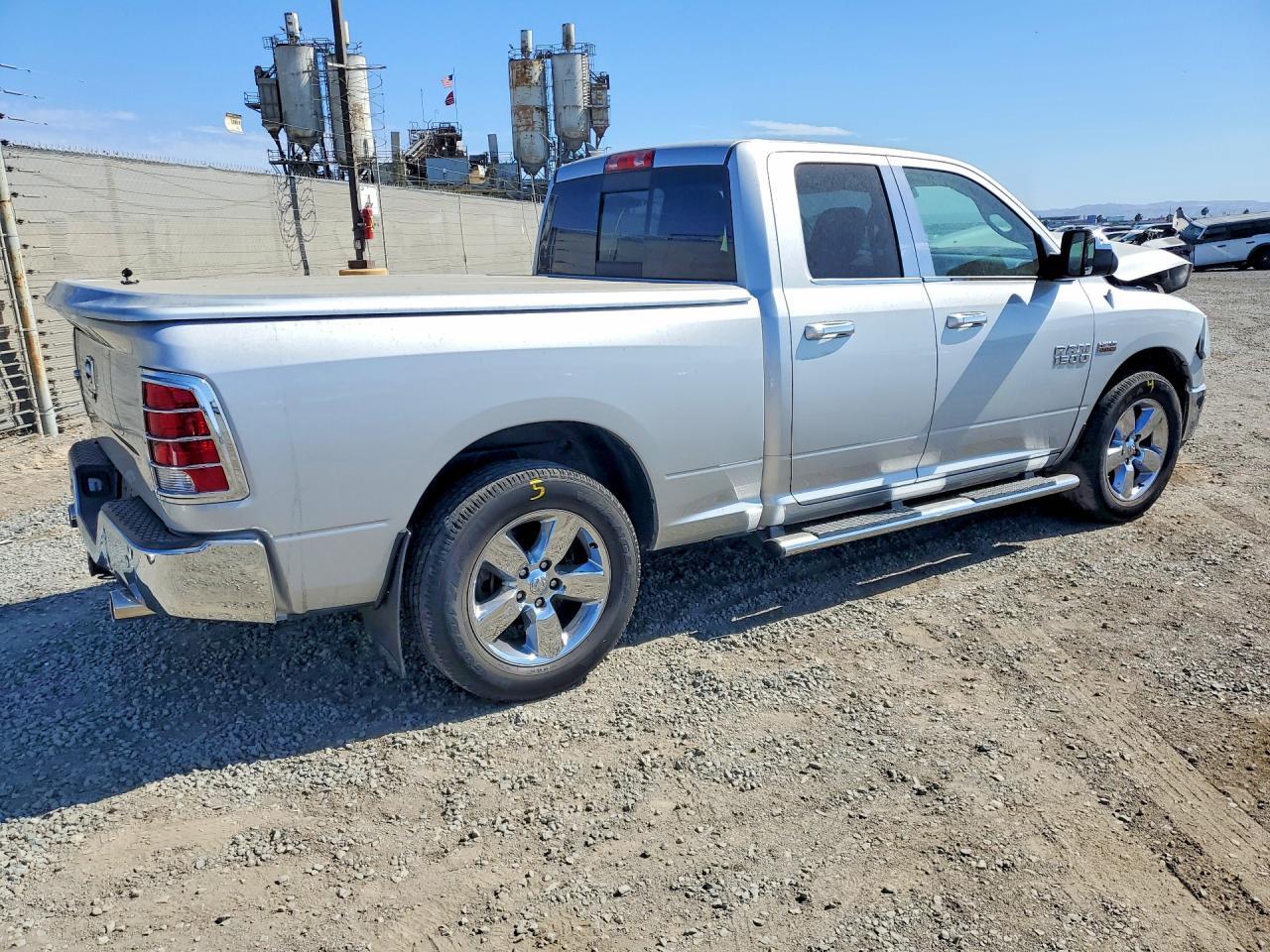 2017 Ram 1500 Slt - Фото 3