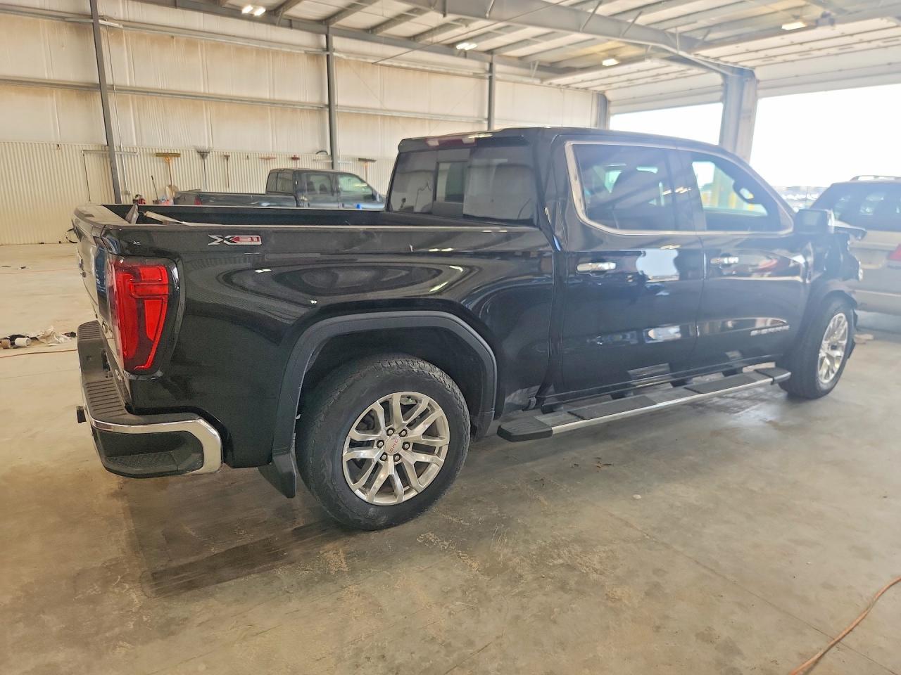 2021 GMC Sierra Slt - Фото 3