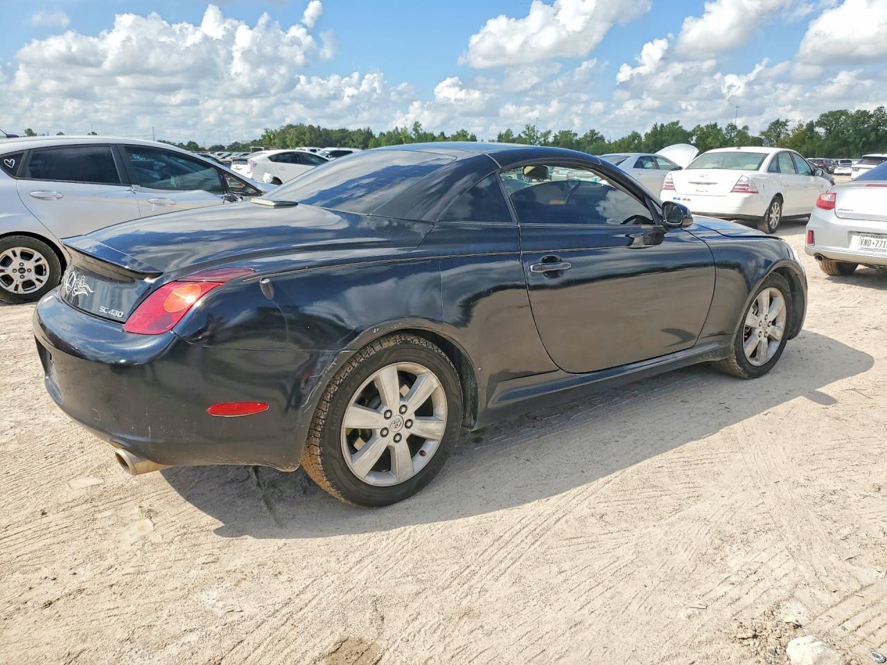 2003 Lexus Sc 430 - Image 3