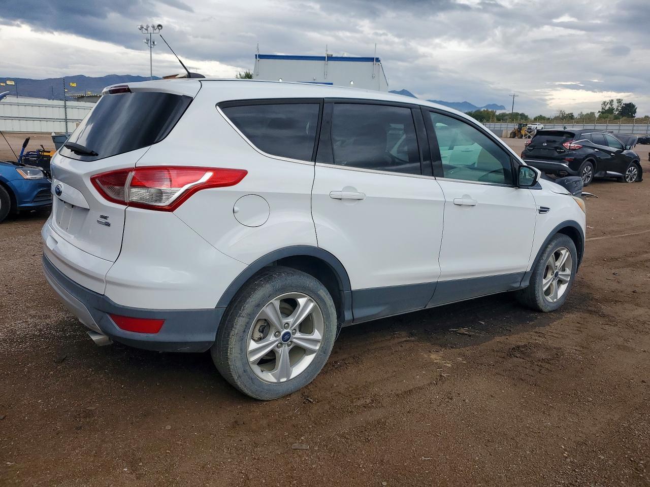 2015 Ford Escape Se - Image 3