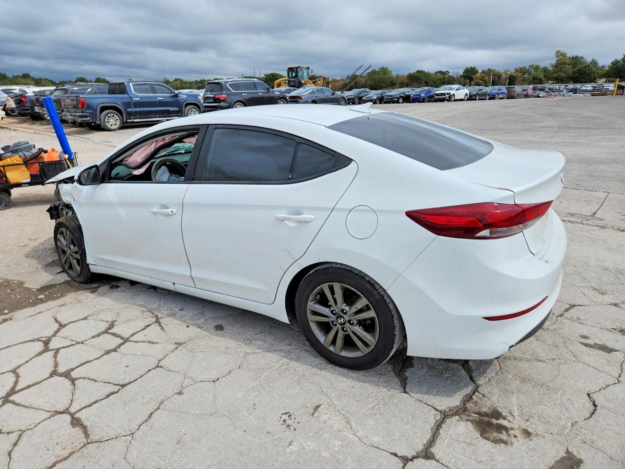 2018 Hyundai Elantra Sel - Фото 2