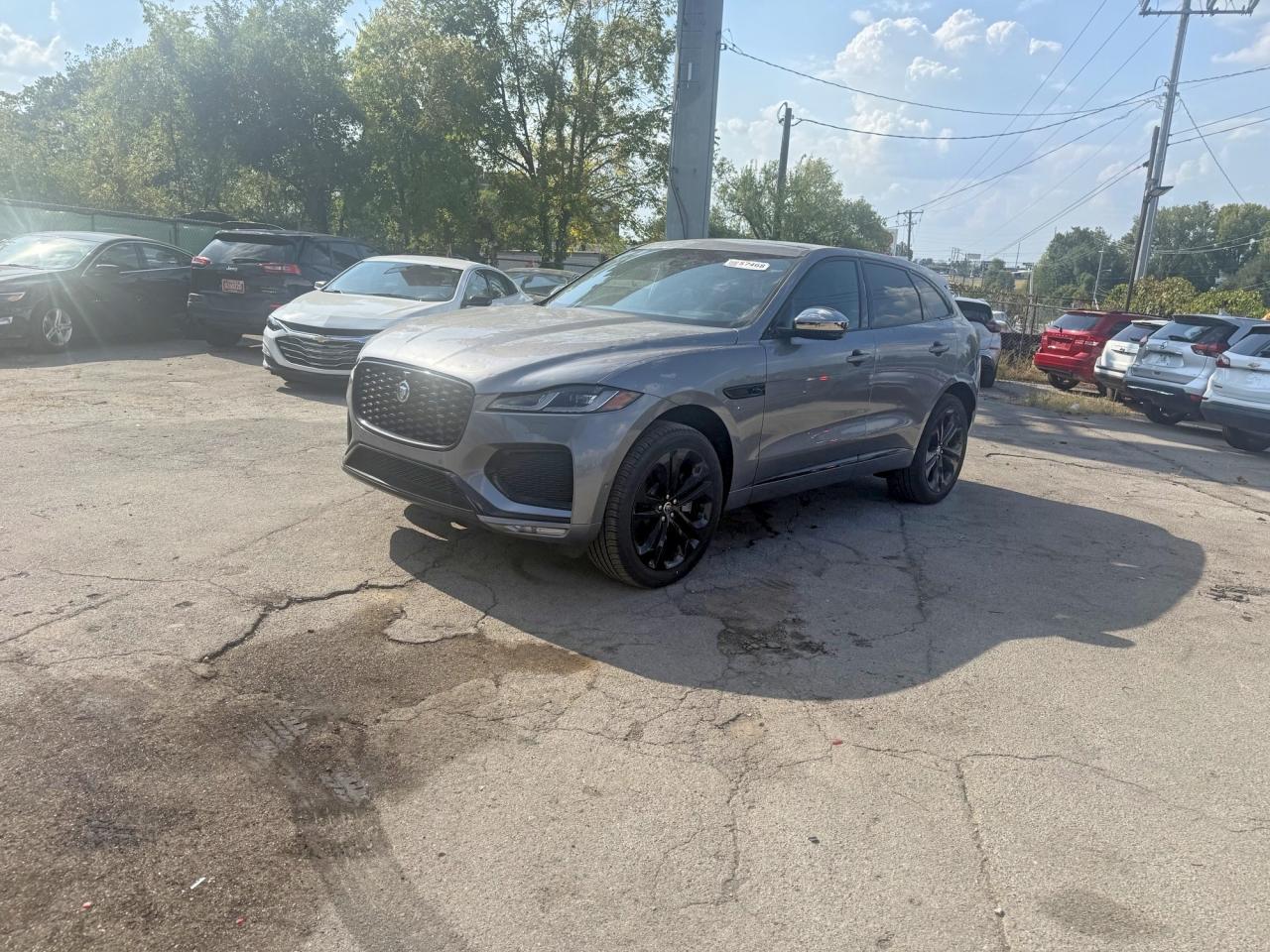2026 Jaguar F-Pace R-Dynamic S - Image 2
