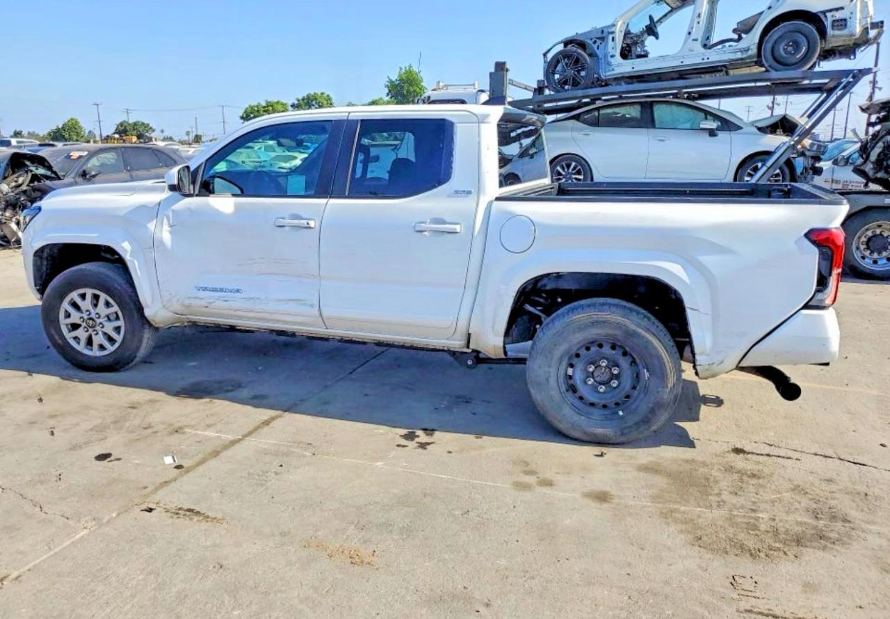 2025 Toyota Tacoma Sr5 - Image 3