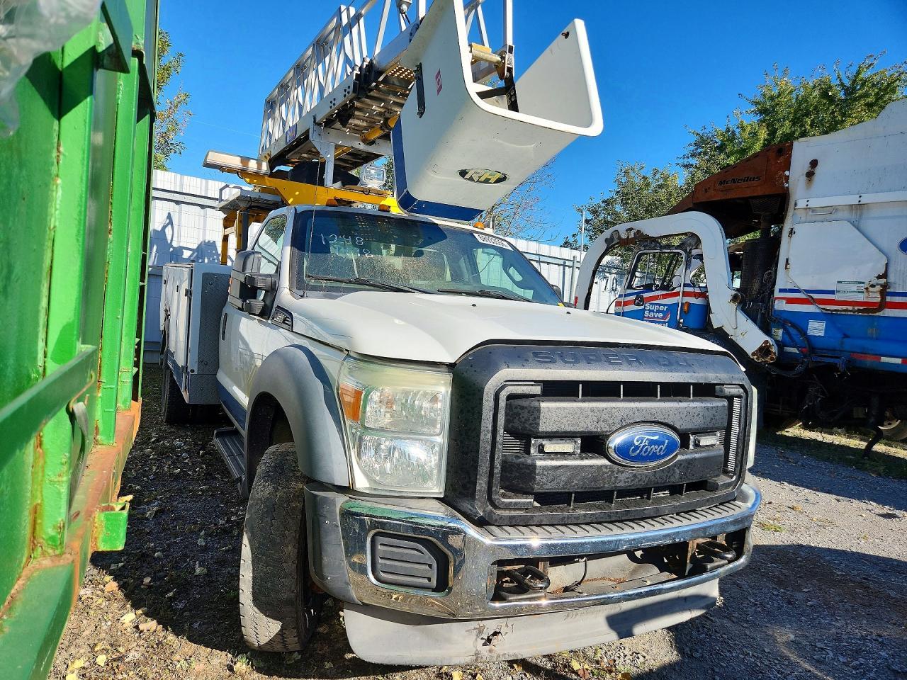 2011 Ford F450 Super Duty - Фото 4