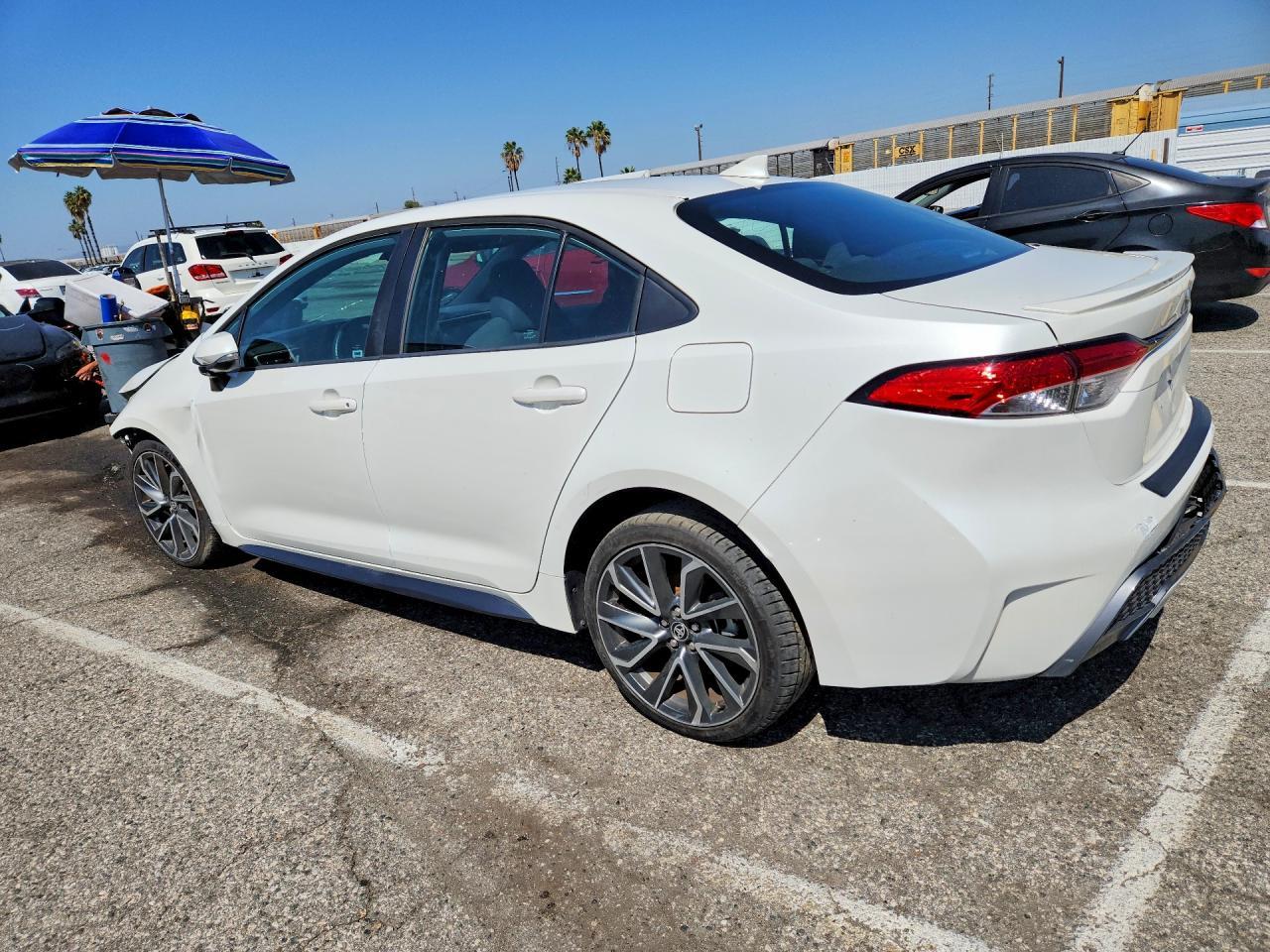 2021 Toyota Corolla Se - Фото 2