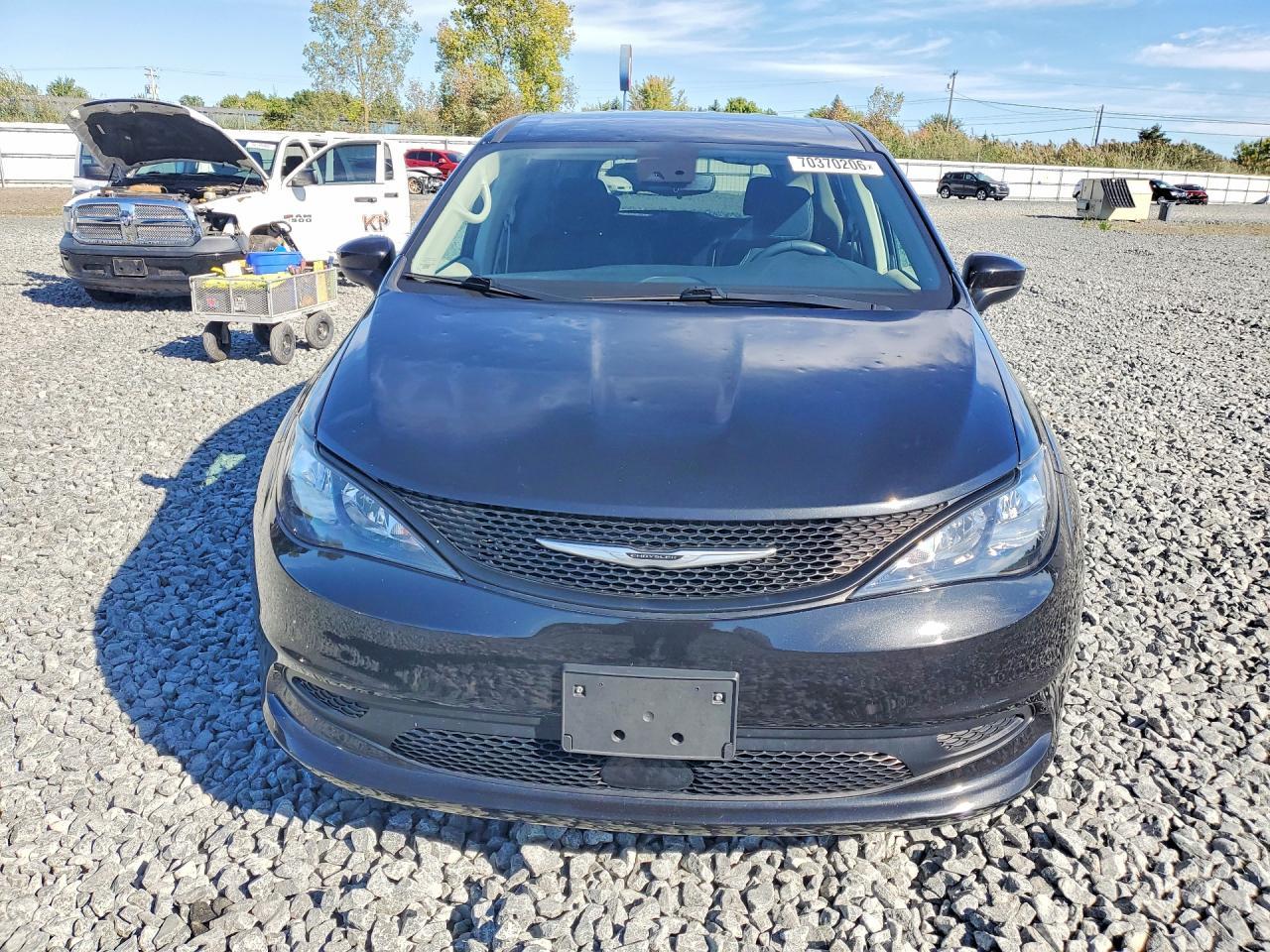 2023 Chrysler Voyager Lx - Фото 5
