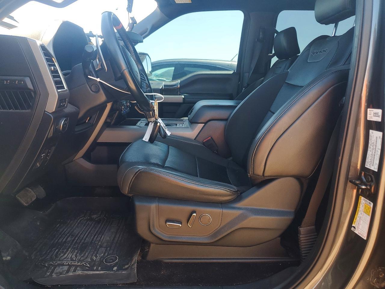 2020 Ford F150 Raptor - Фото 7