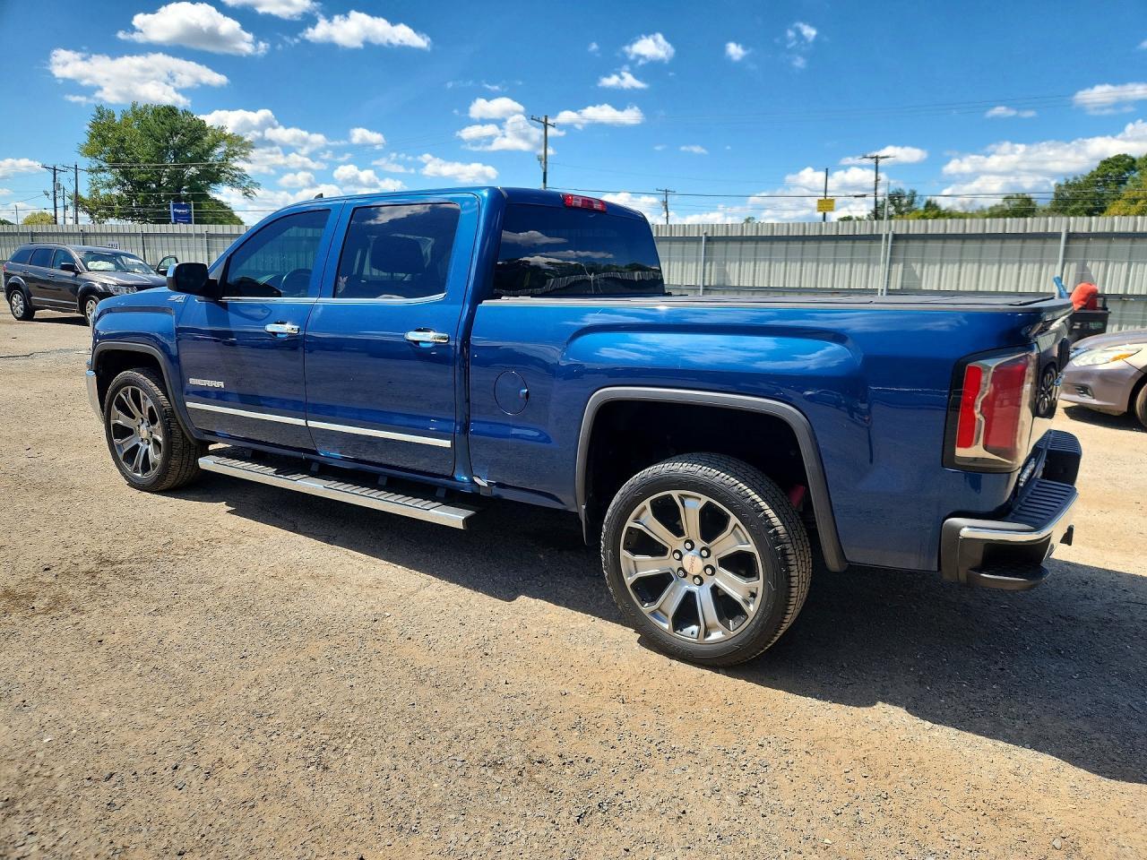 2017 GMC Sierra K1500 Slt - Фото 2