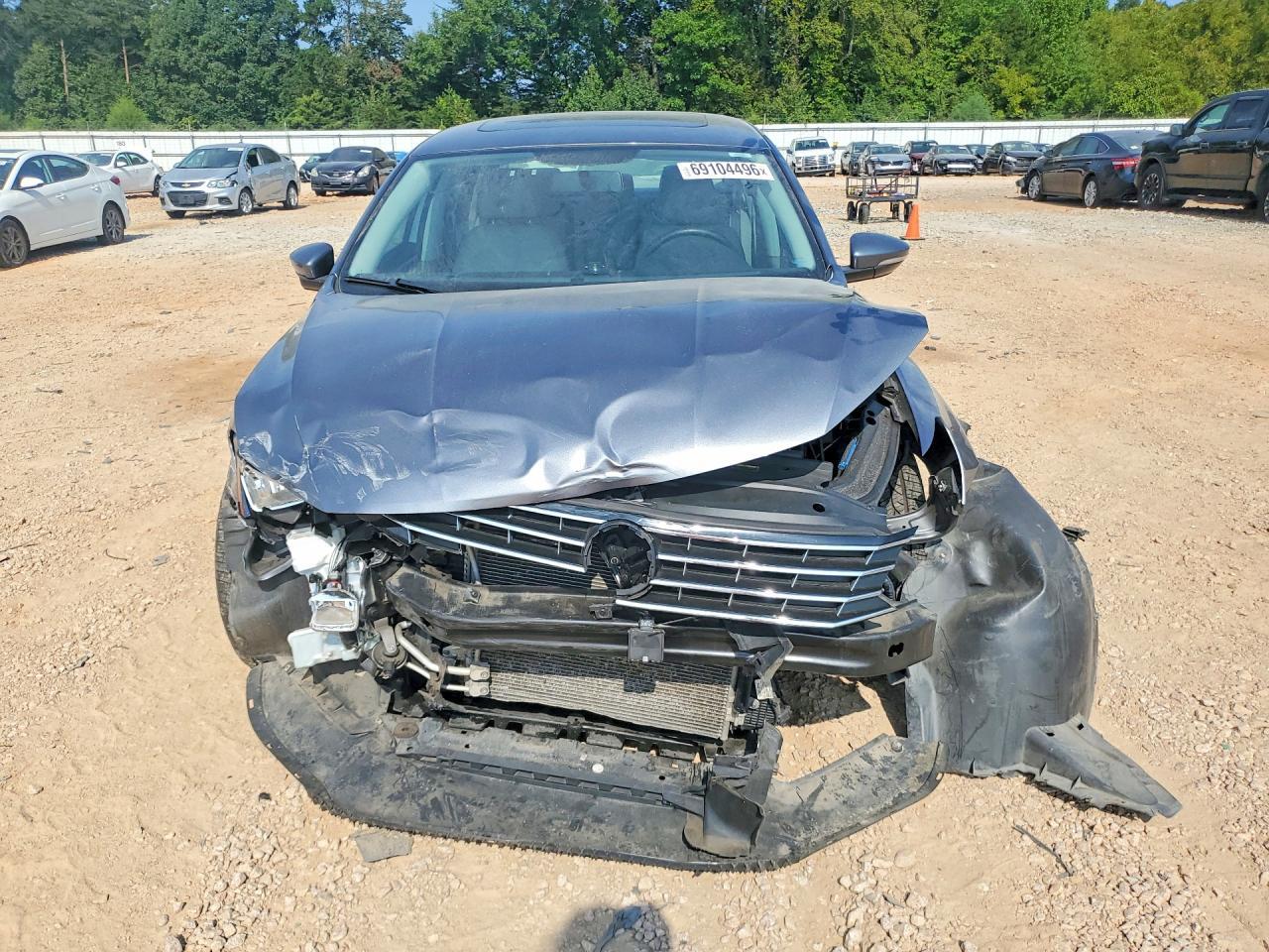 2018 Volkswagen Passat Se - Фото 5