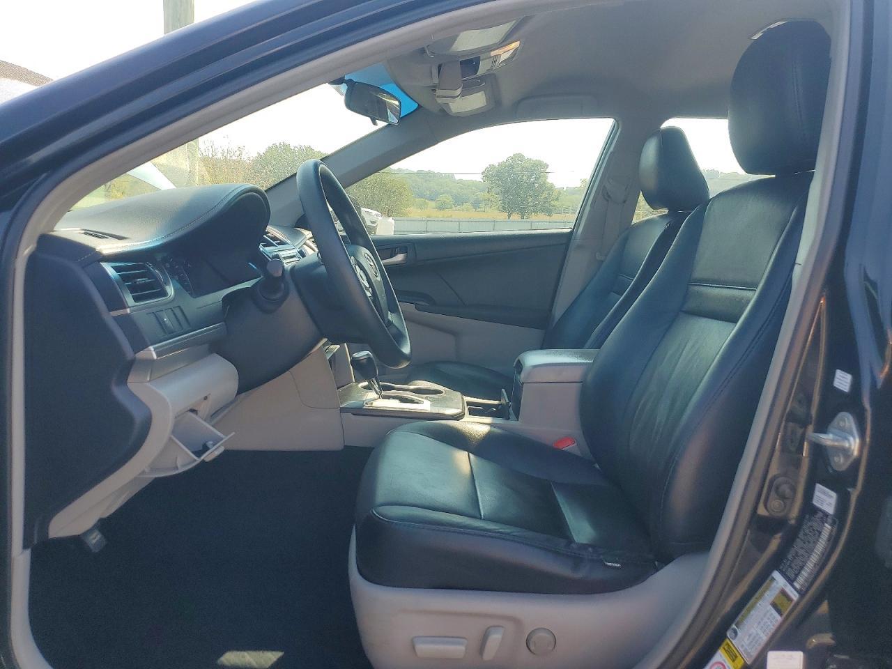 2012 Toyota Camry Le - Фото 7