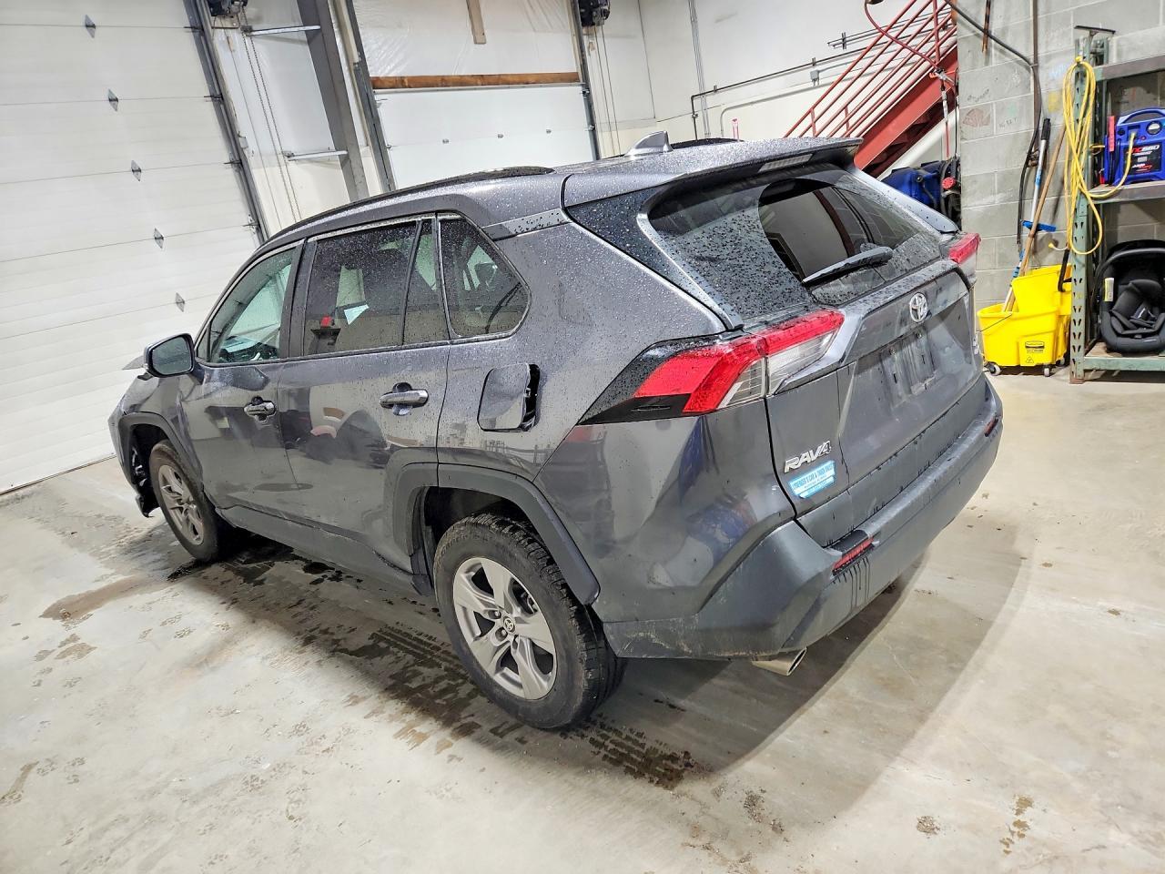 2023 Toyota Rav4 Xle - Фото 2