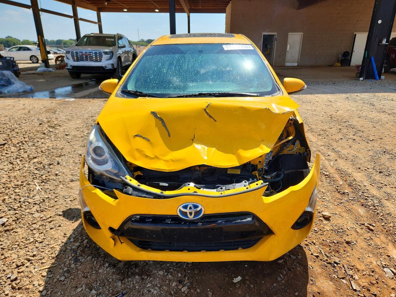2015 Toyota Prius C Four - Фото 5