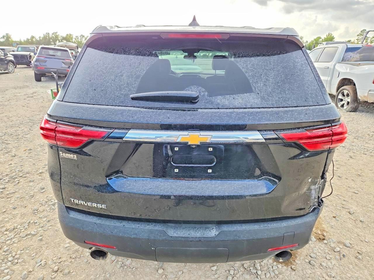 2022 Chevrolet Traverse Ls - Image 6