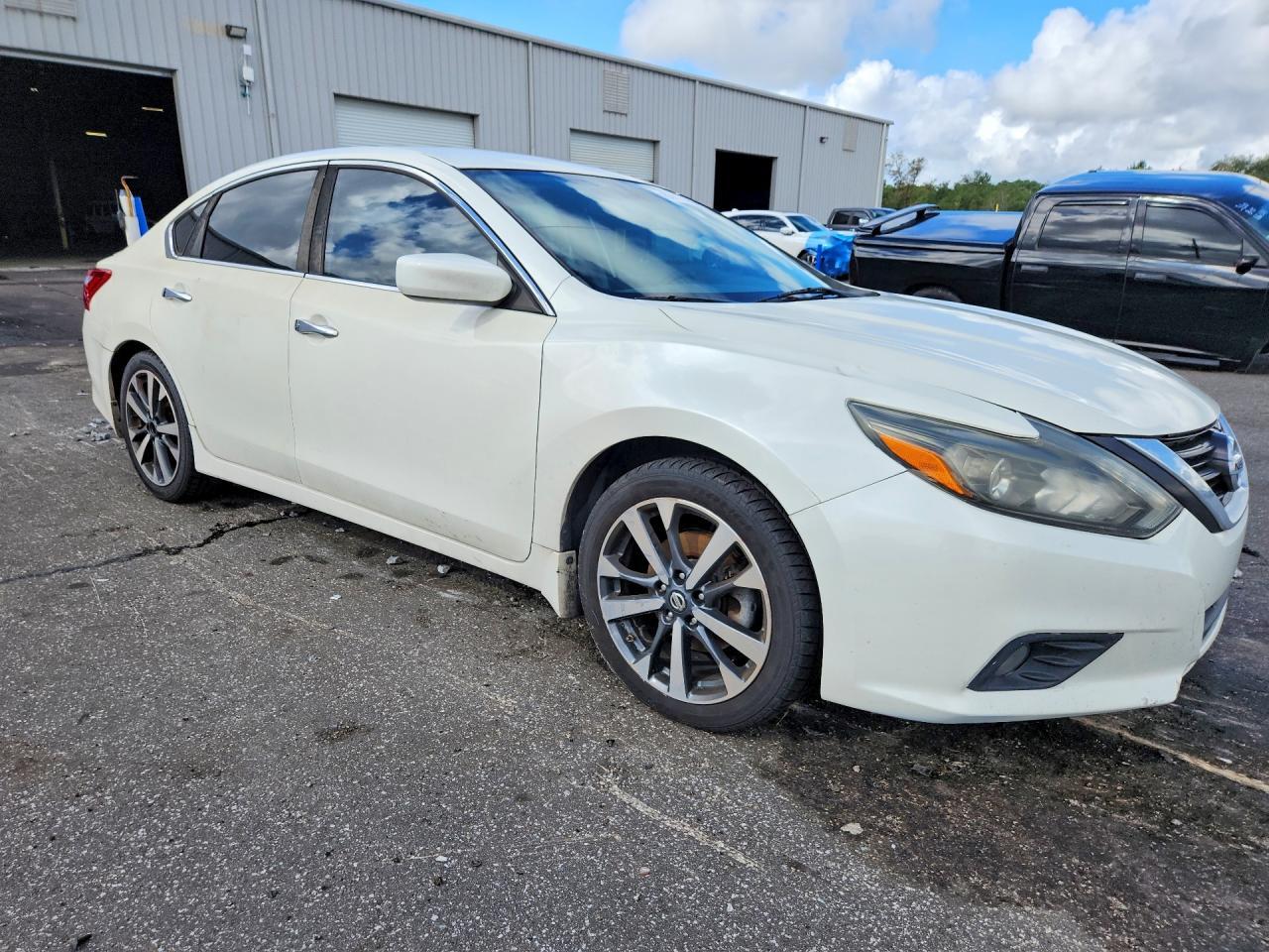 2016 Nissan Altima 2.5 Sr - Фото 4