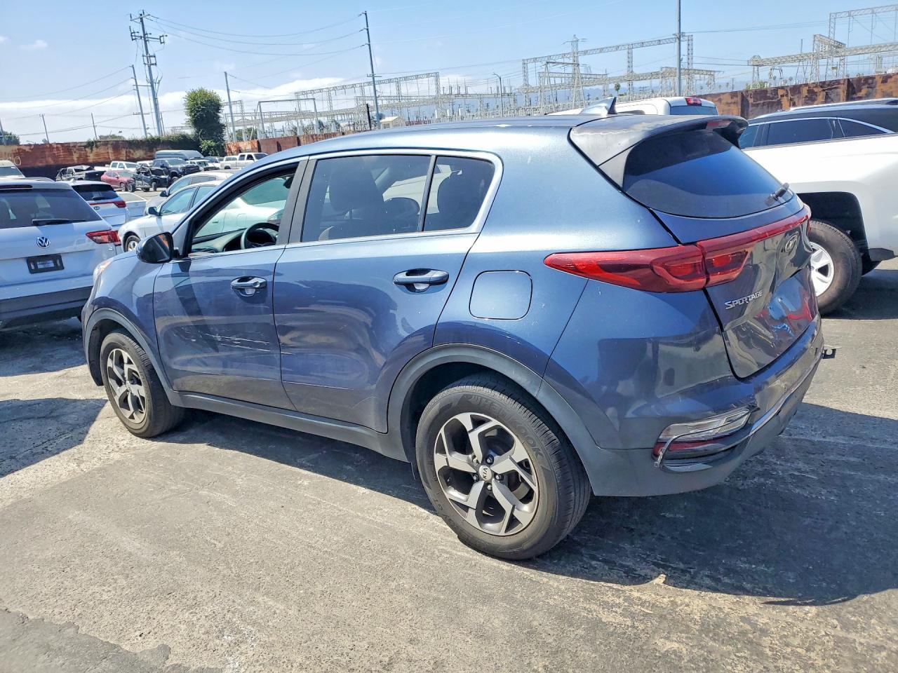 2020 Kia Sportage Lx - Фото 2