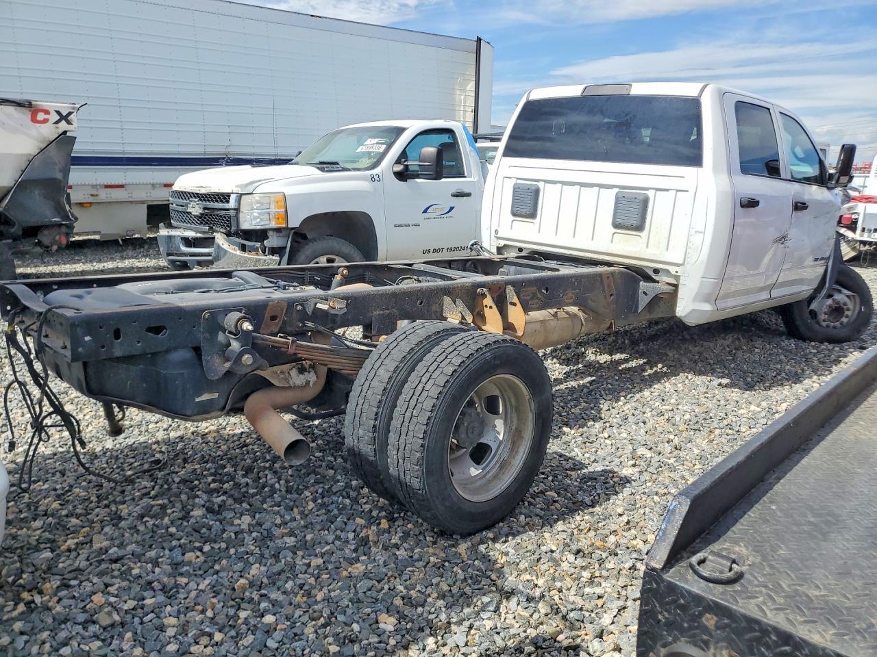 2022 Ram 5500 - Фото 3