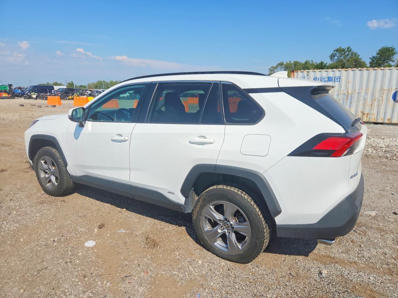 2023 Toyota Rav4 Hybrid Xle - Image 2