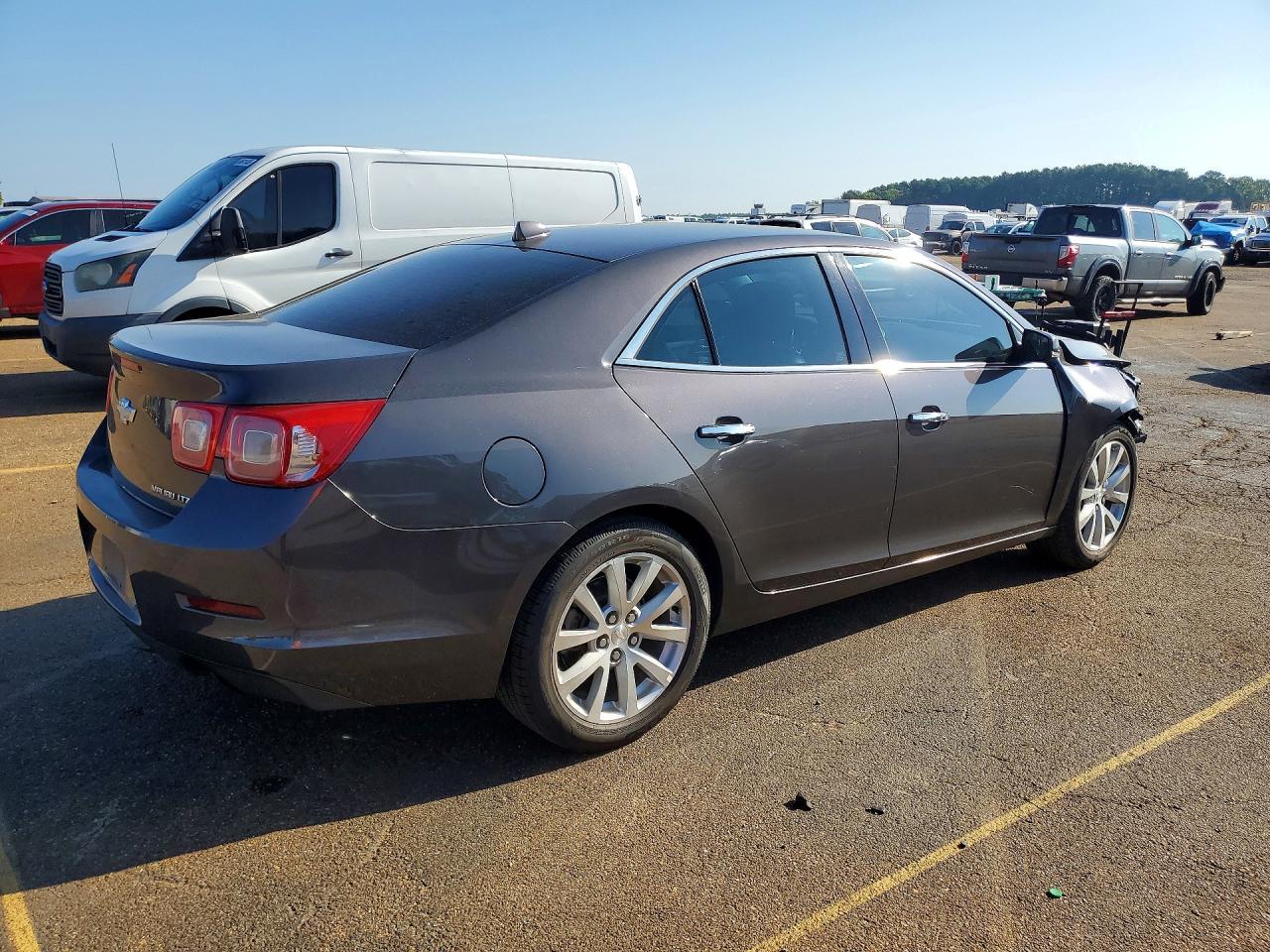 2013 Chevrolet Malibu Ltz - Image 3