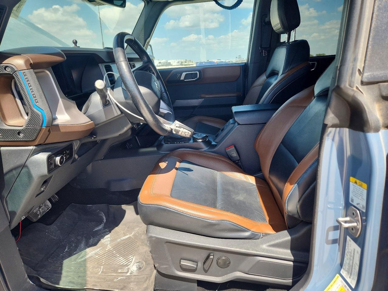 2023 Ford Bronco Base - Фото 7