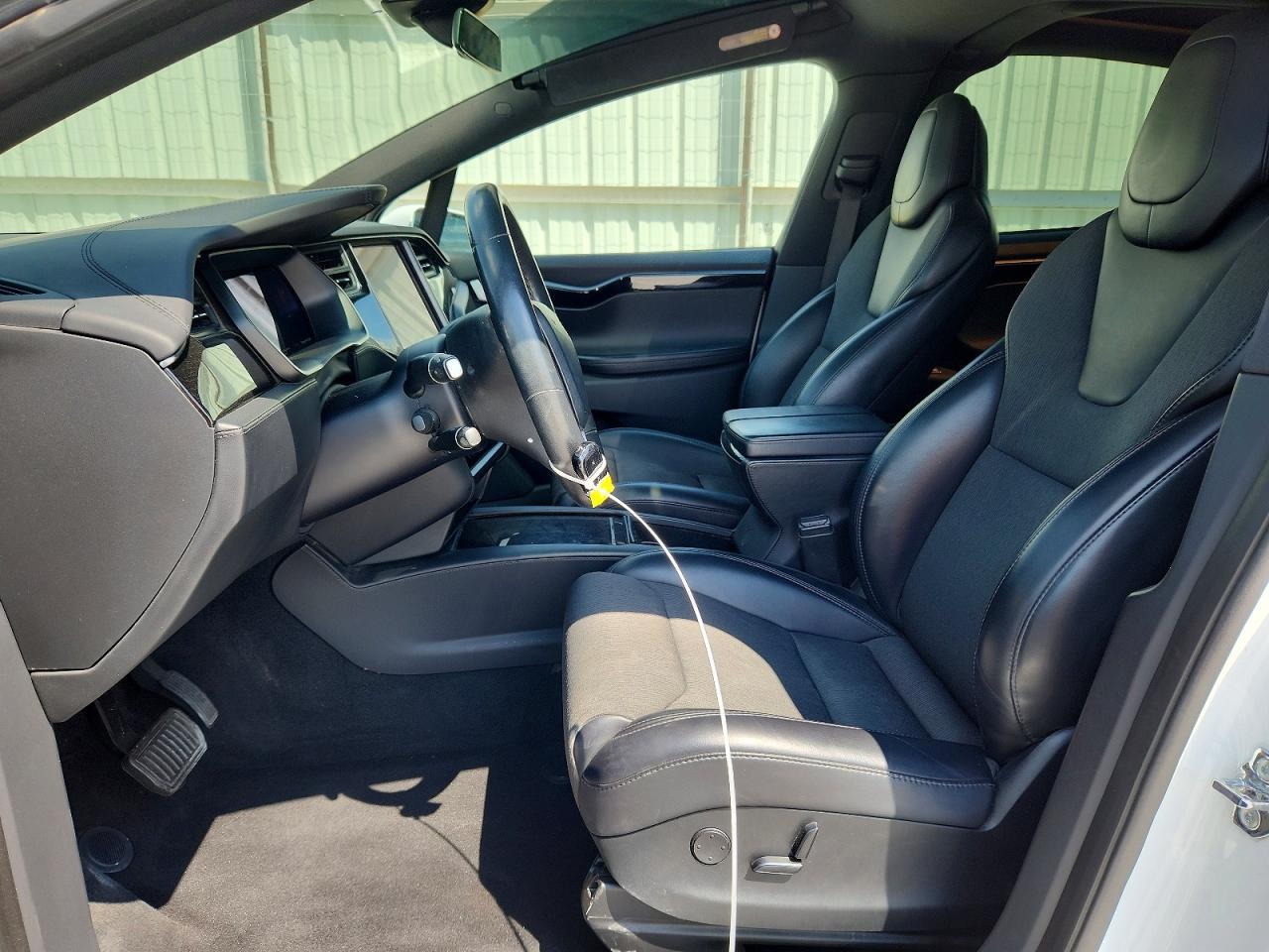 2018 Tesla Model X - Image 7