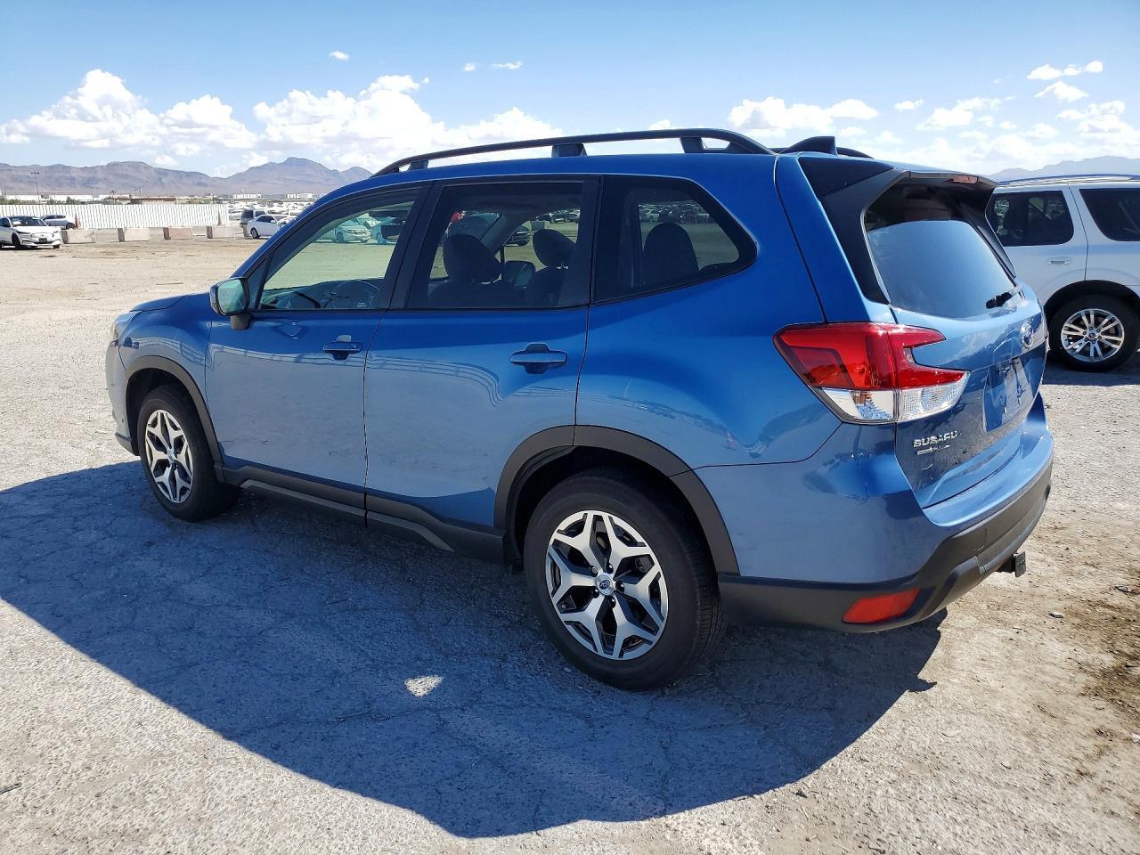 2024 Subaru Forester Premium - Image 2