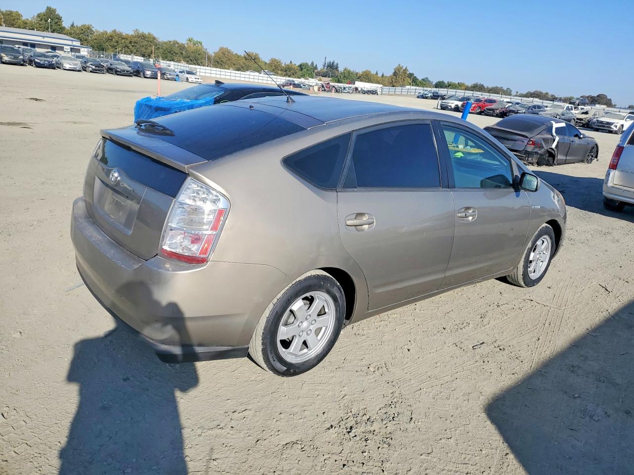 2008 Toyota Prius Base - Фото 3