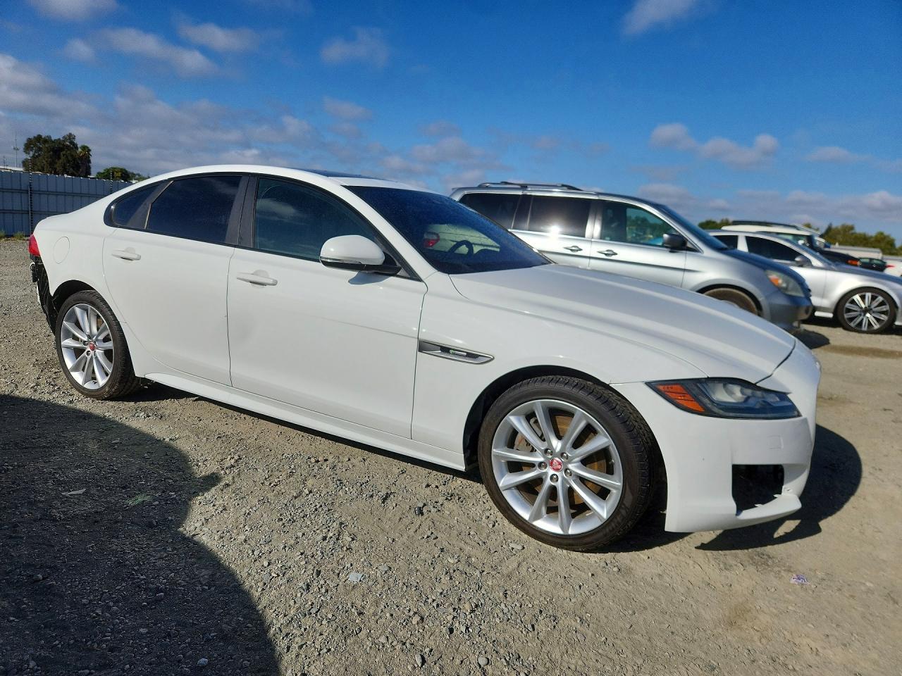 2016 Jaguar Xf R - Sport - Image 4