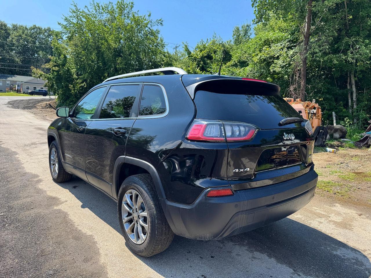 2019 Jeep Cherokee Latitude Plus - Фото 3