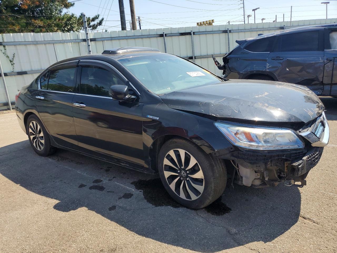 2015 Honda Accord Touring Hybrid - Фото 4