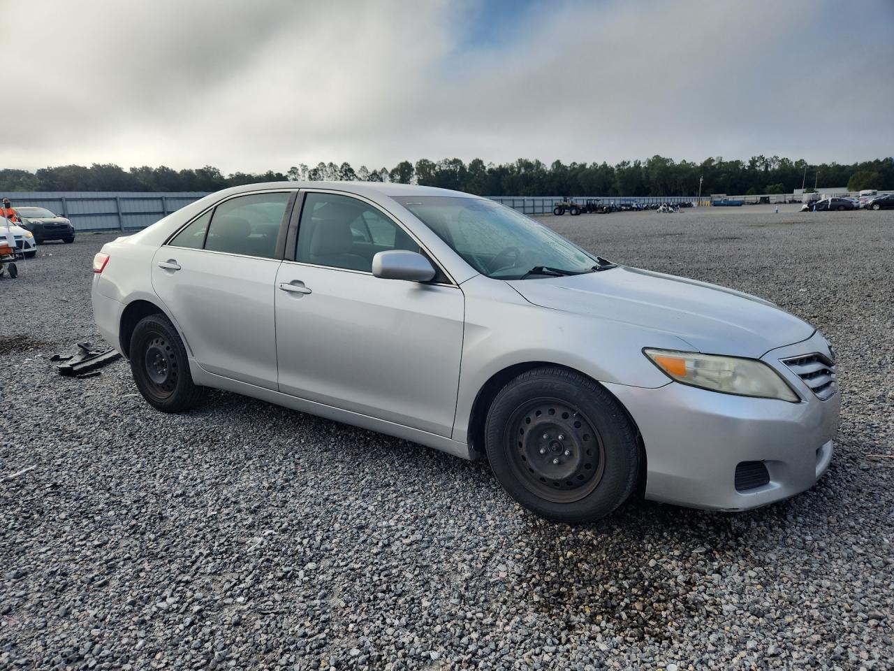 2010 Toyota Camry Base - Фото 4