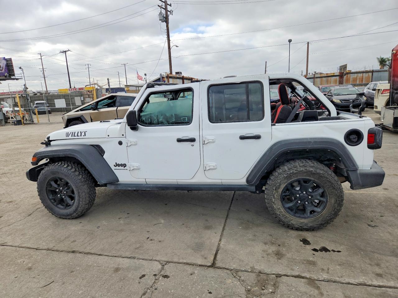 2023 Jeep Wrangler Sport - Фото 2
