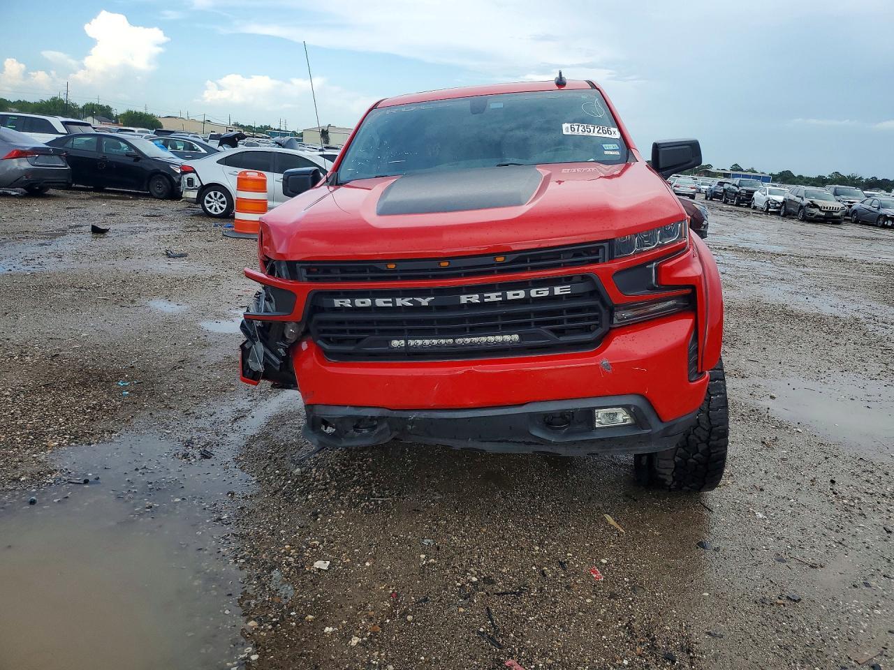 2021 Chevrolet Silverado K1500 Rst - Фото 5