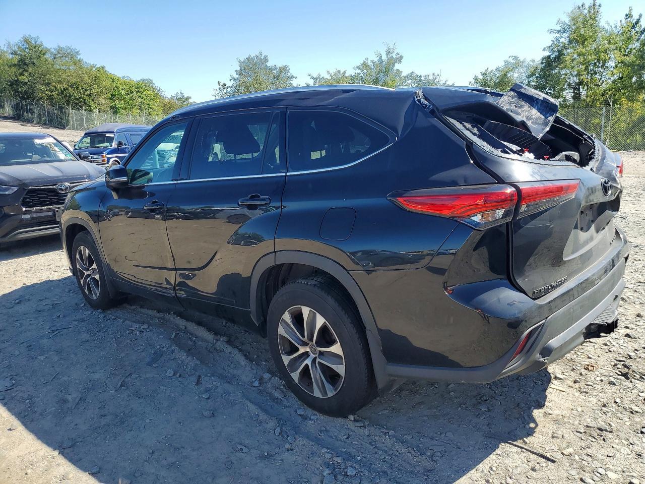 2022 Toyota Highlander Xle - Фото 2