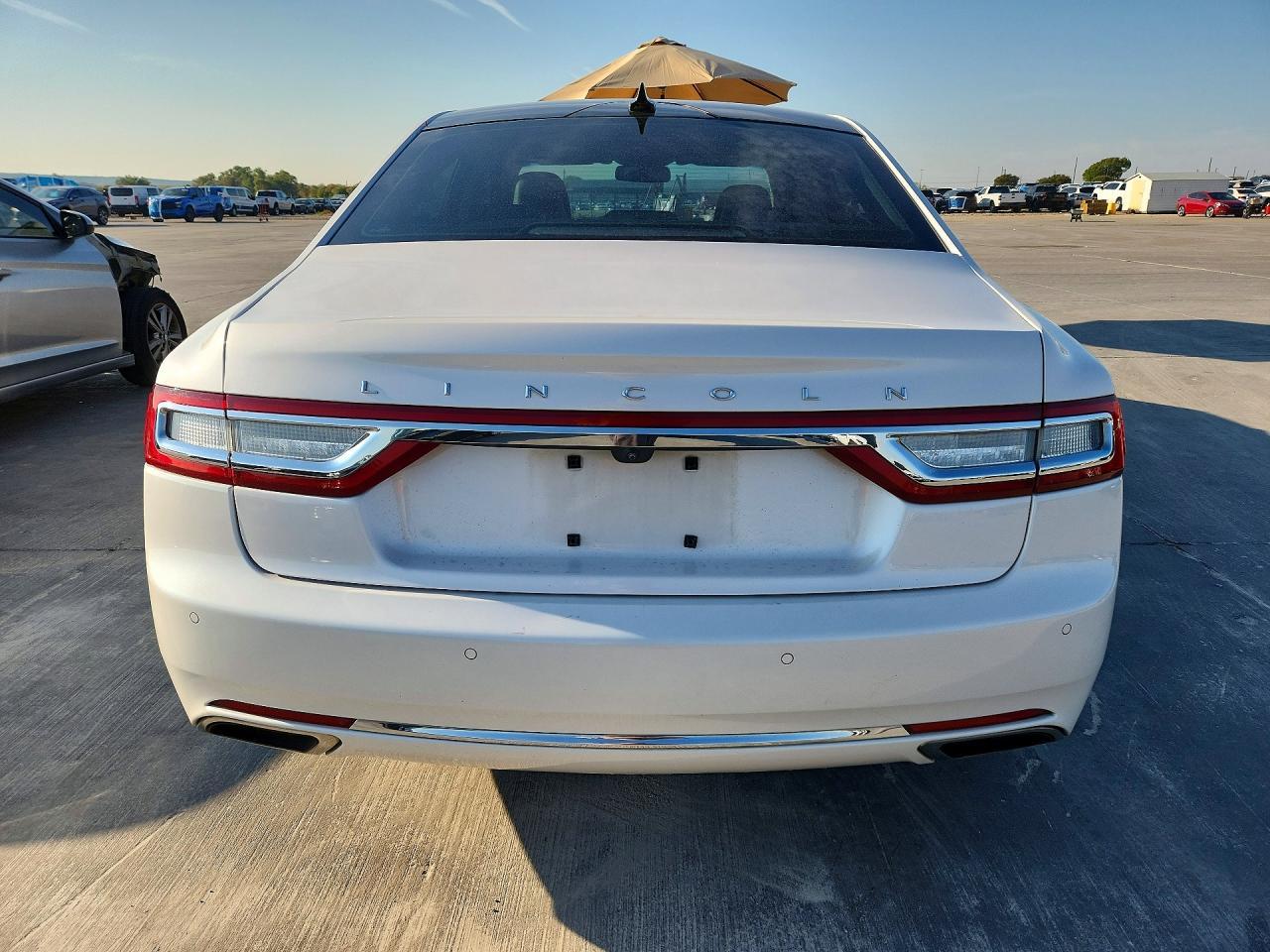 2019 Lincoln Continental Reserve - Фото 6