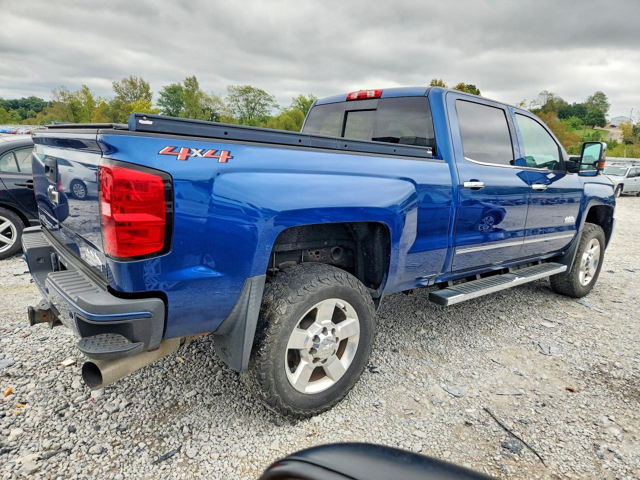 2019 Chevrolet Silverado K2500 High Country - Image 3