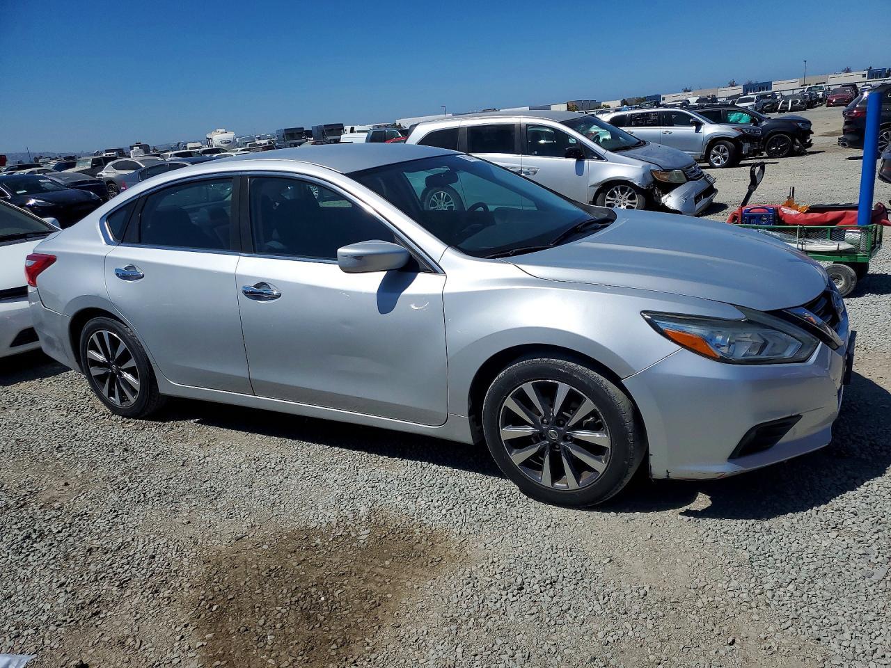2017 Nissan Altima 2.5 Sv - Фото 4